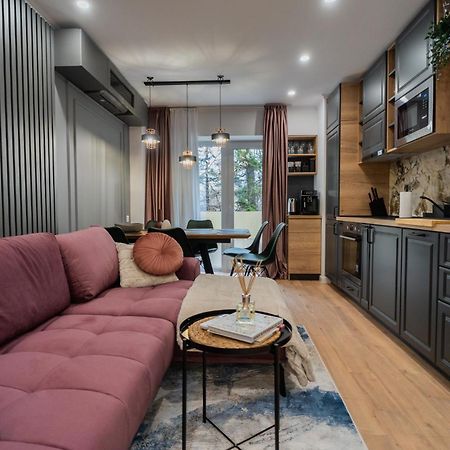 Urban Pearl - Old Town - Unique 4Br/3Ba Apartment Boekarest Buitenkant foto
