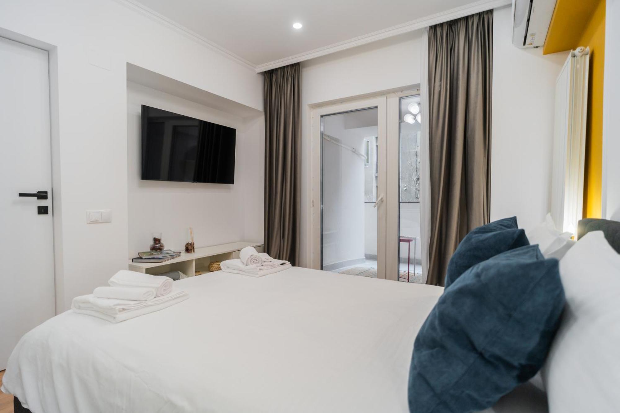 Urban Pearl - Old Town - Unique 4Br/3Ba Apartment Boekarest Buitenkant foto