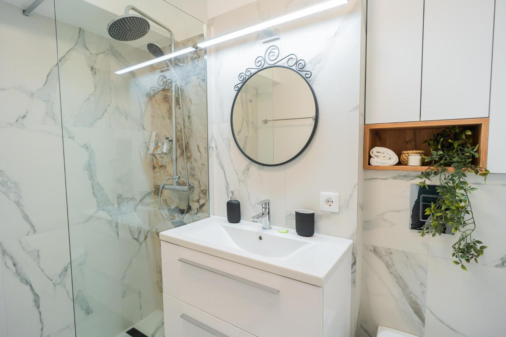 Urban Pearl - Old Town - Unique 4Br/3Ba Apartment Boekarest Buitenkant foto